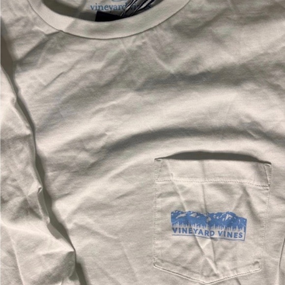 Vineyard Vines Long Sleeve, NWT - Picture 3 of 3